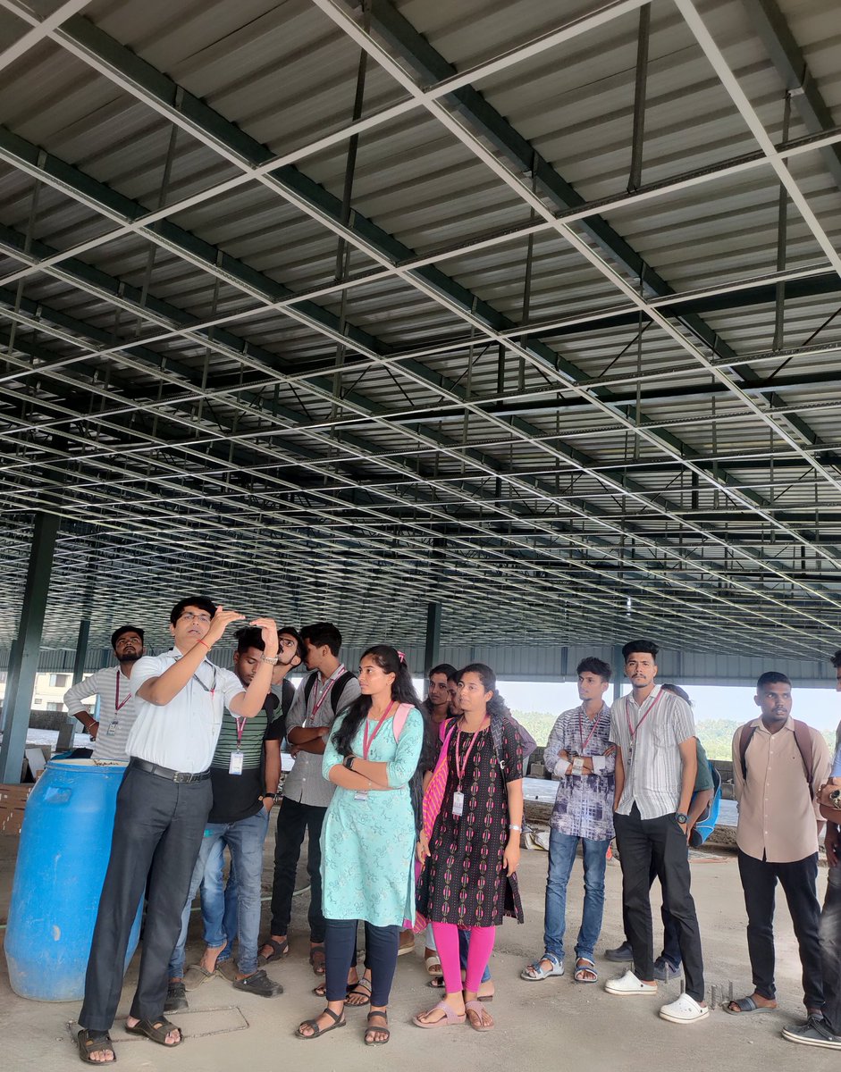 ProfSRK's tweet photo. Had been to the Steel Roof Construction project site with my Final Year BTech Civil Engineering Students. I believe in explaining Design Subjects at the Project Site than sitting inside the Classroom
#SteelRoof #Truss #DesignOfSteelStructures #DSS #DDSS #CivilEngineering #ProfSRK https://t.co/uPU9wiGLtK