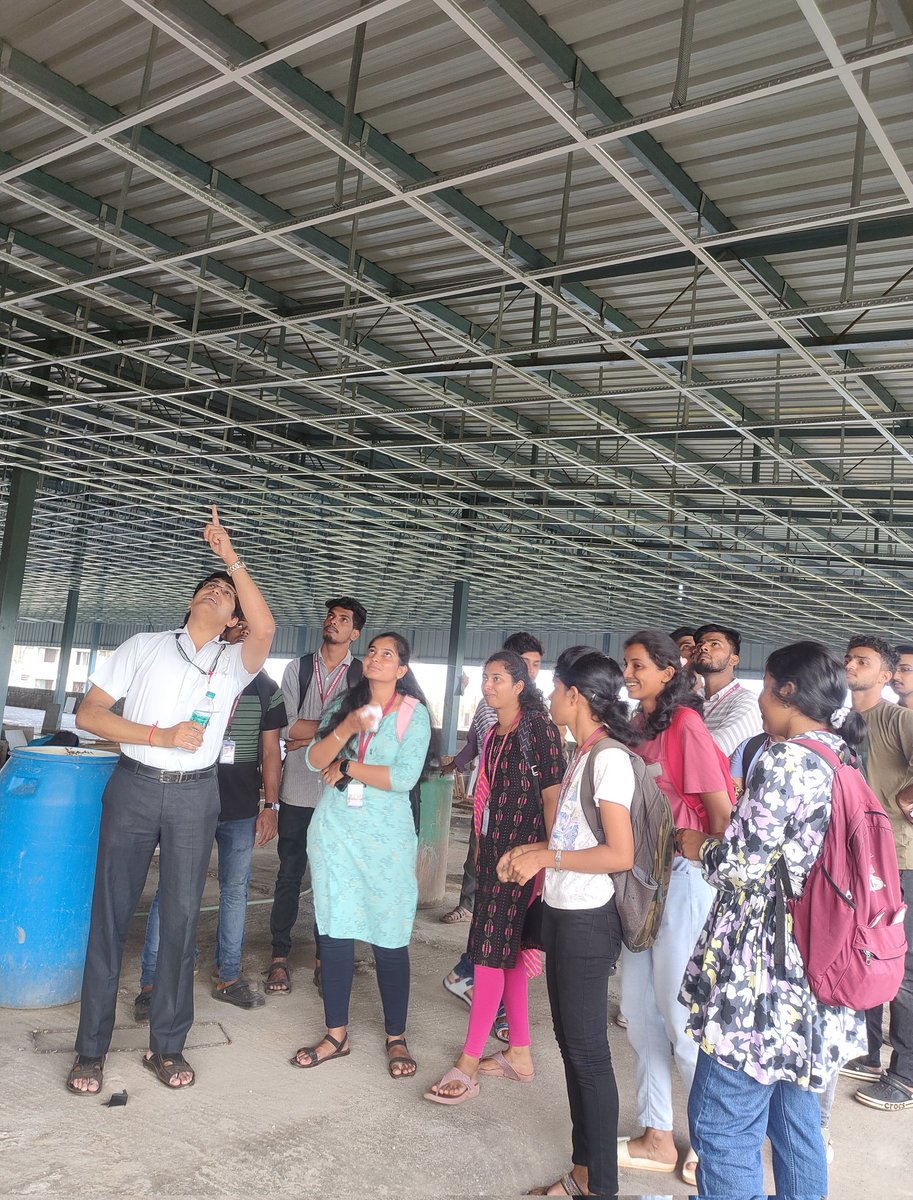 ProfSRK's tweet photo. Had been to the Steel Roof Construction project site with my Final Year BTech Civil Engineering Students. I believe in explaining Design Subjects at the Project Site than sitting inside the Classroom
#SteelRoof #Truss #DesignOfSteelStructures #DSS #DDSS #CivilEngineering #ProfSRK https://t.co/uPU9wiGLtK