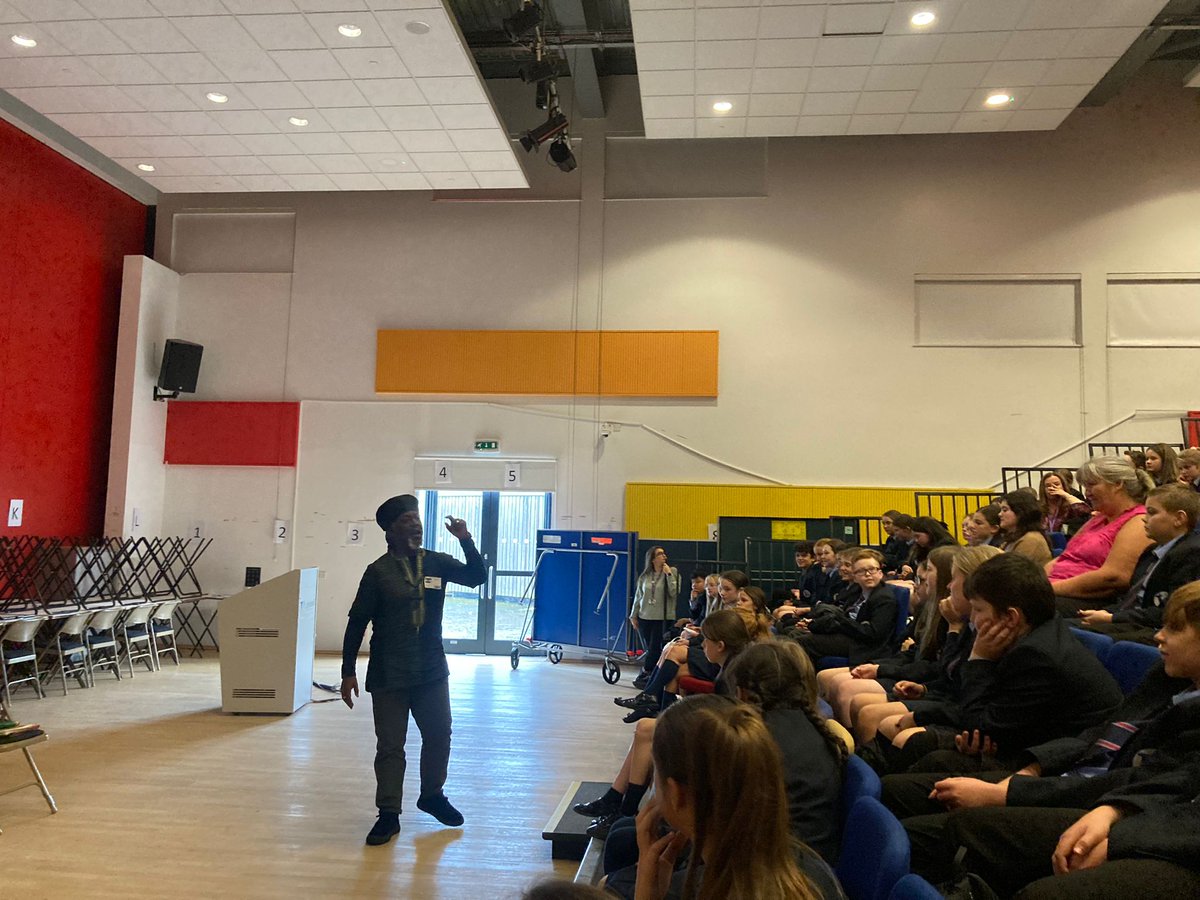 LHSMcFarlane's tweet photo. Students enjoyed an amazing visit by performance poet @LeviTafariPoet and took part in a poetry workshop afterwards. With thanks to Anne and Ali @Ykids_Charity &amp; @KingsleyandCo_ https://t.co/GbkofVWbTe