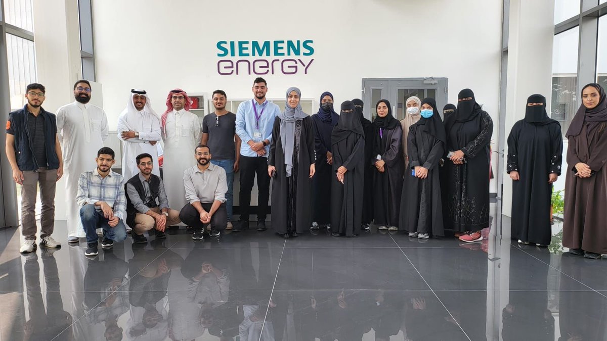 ISAKFUPM's tweet photo. رحلة ممتعة وساعات مثرية قضيناها في زيارة لشركة Siemens Energy  واستفدنا منها الكثير من المعلومات  القيمة 💪🏻!

Great journey we had in Siemens Energy we learned a lot from it 💪🏻!

#KFUPM 
#ISAKFUPM 
#Siemens_Energy https://t.co/5dfDc74wVG