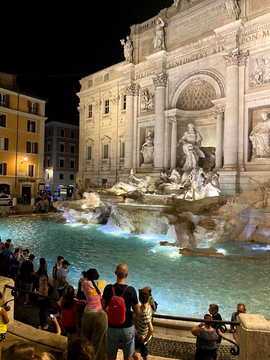 YSLstandards's tweet photo. one night in rome https://t.co/xt0AXFJ372