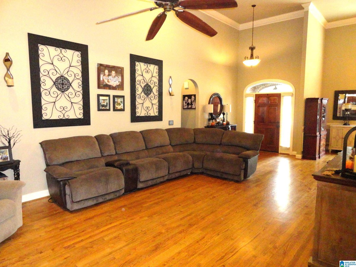BrandonBridgmon's tweet photo. Listing Address: 9535 AMBROSE LANE, Kimberly, AL 35091
Listing Price: $430,000
Schedule a showing and request more information here: https://t.co/V3yPU5WiJZ https://t.co/vm7T0zvQfY