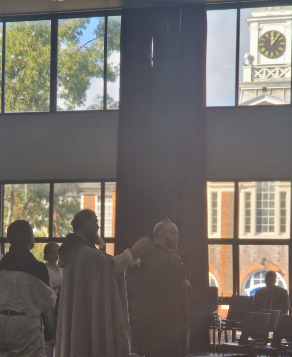 RGSHW English tweet media