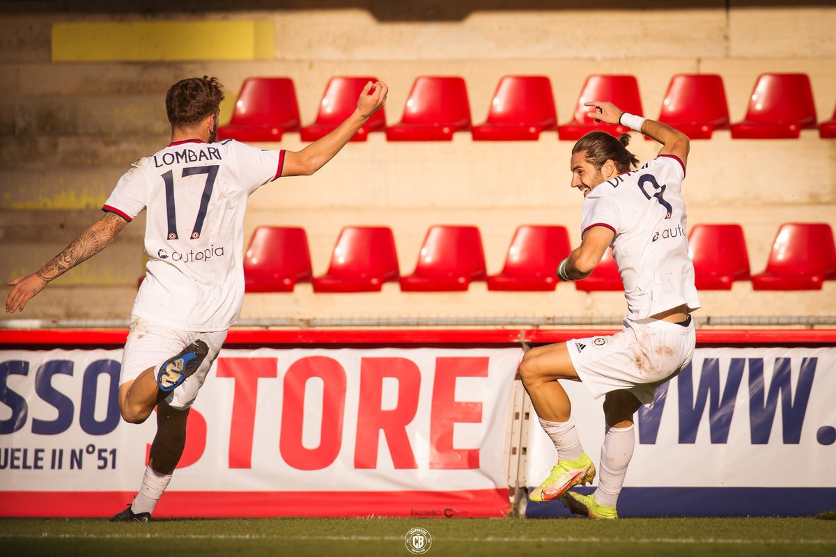 Campobasso1919's tweet photo. 🔴🔵 Best moments from #CAMFAN https://t.co/5e27NsoWOm