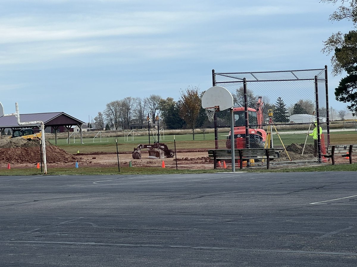 JerusalemJets's tweet photo. Excited to see work beginning on our new Multi-Purpose Turf Playing Field! Thanks @JetsJpg and @maumeebayturf for making this dream a reality! #OCSsuccess #JETPRIDE https://t.co/1H1cRyBkHq