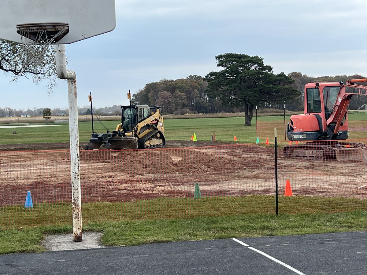 JerusalemJets's tweet photo. Excited to see work beginning on our new Multi-Purpose Turf Playing Field! Thanks @JetsJpg and @maumeebayturf for making this dream a reality! #OCSsuccess #JETPRIDE https://t.co/1H1cRyBkHq