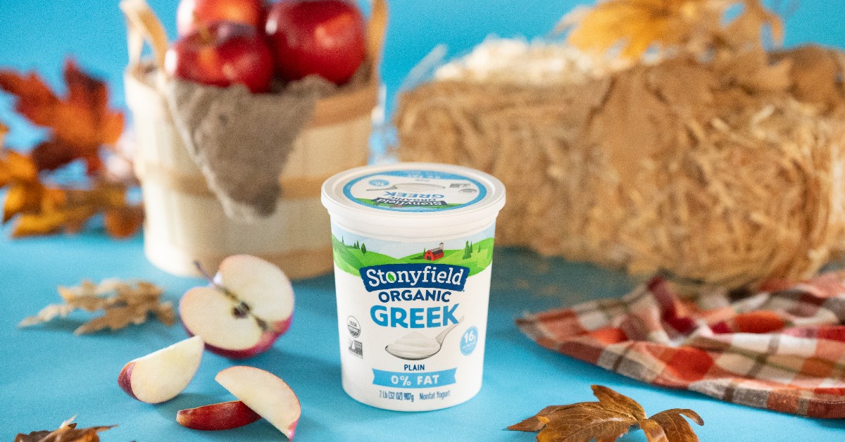 Fall in love with this fridge staple! 🍂 Use us as baking substitutes for sour cream, mayonnaise, and oil—or for easy breakfast bowls, smoothies, and parfaits 🙌 How do you enjoy Stonyfield Organic Greek yogurt!? #GoodOnPurpose