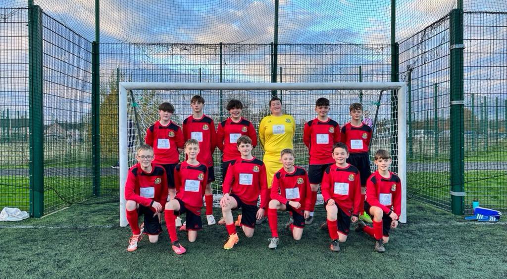 applebyjuniorFC's tweet photo. A big thank you to The Rising Sun Holiday Park Appleby, for sponsoring our U14’s kit this season. It looks great 👍 😊⚽️ https://t.co/FcJkmSoaUg