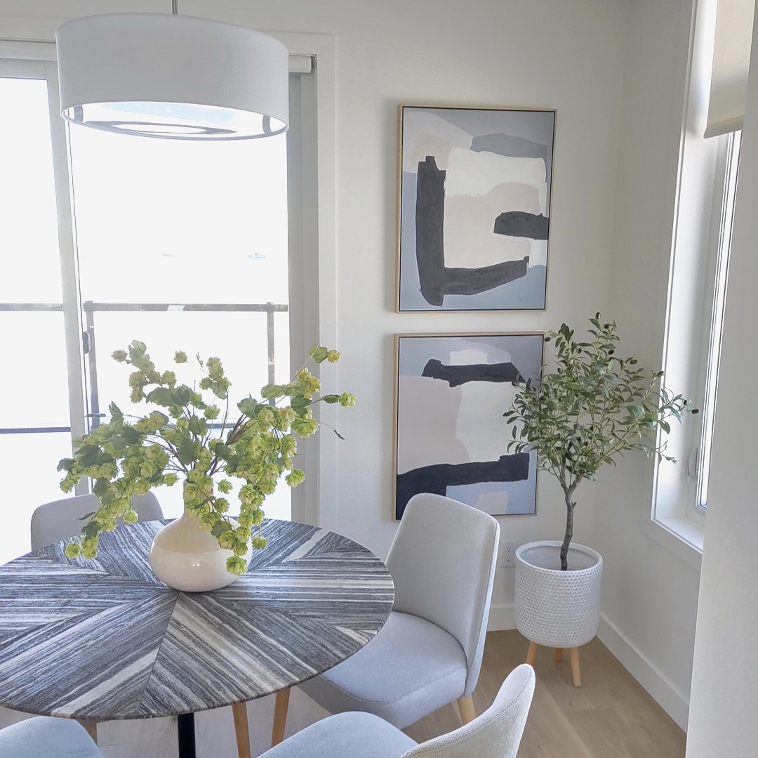 We are thrilled to have had the chance to collaborate with Minto Communities in furnishing and designing their East Hills Crossing show home. #yycbuilders #showhome #DEKORA #dekorastaging #dekoradesign