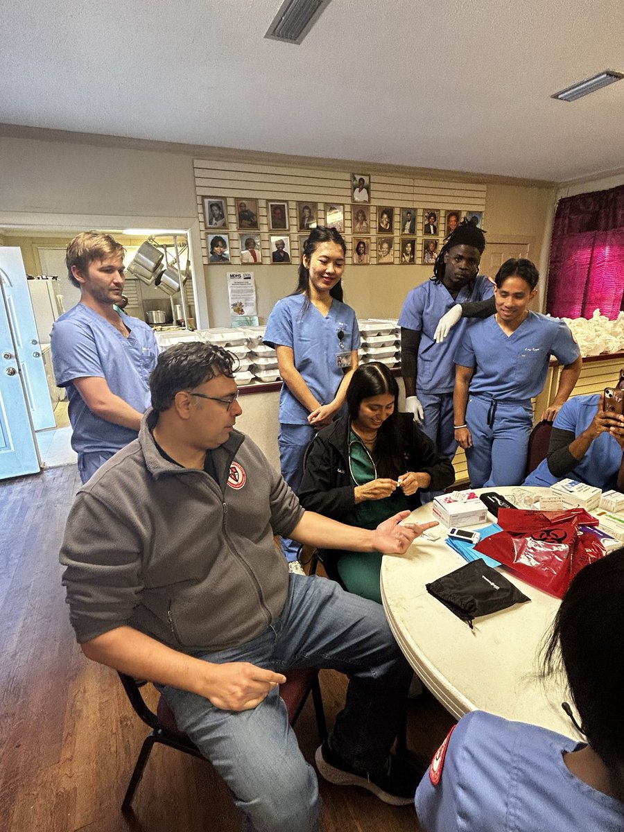 WCUCOMDO's tweet photo. On Sat. we had the opportunity to assist Mt. Carmel Baptist Church by preparing meals and performing health screenings for the homeless. Serving our community is at the heart of our mission and we are honored to partner with orgs to help those in need. https://t.co/TjfIAVUliT