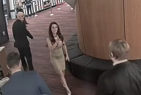 coloradopols's tweet photo. Lauren Boebert has been walloped in the last week with a wave of stories about her already-struggling campaign coming off the rails after "the #BeetleBert incident."
The unkindest cut yet could be from Phil Anschutz.
https://t.co/xlnjNPfs2c #copolitics #copols #coleg #co03 https://t.co/TfLkQxPNMU