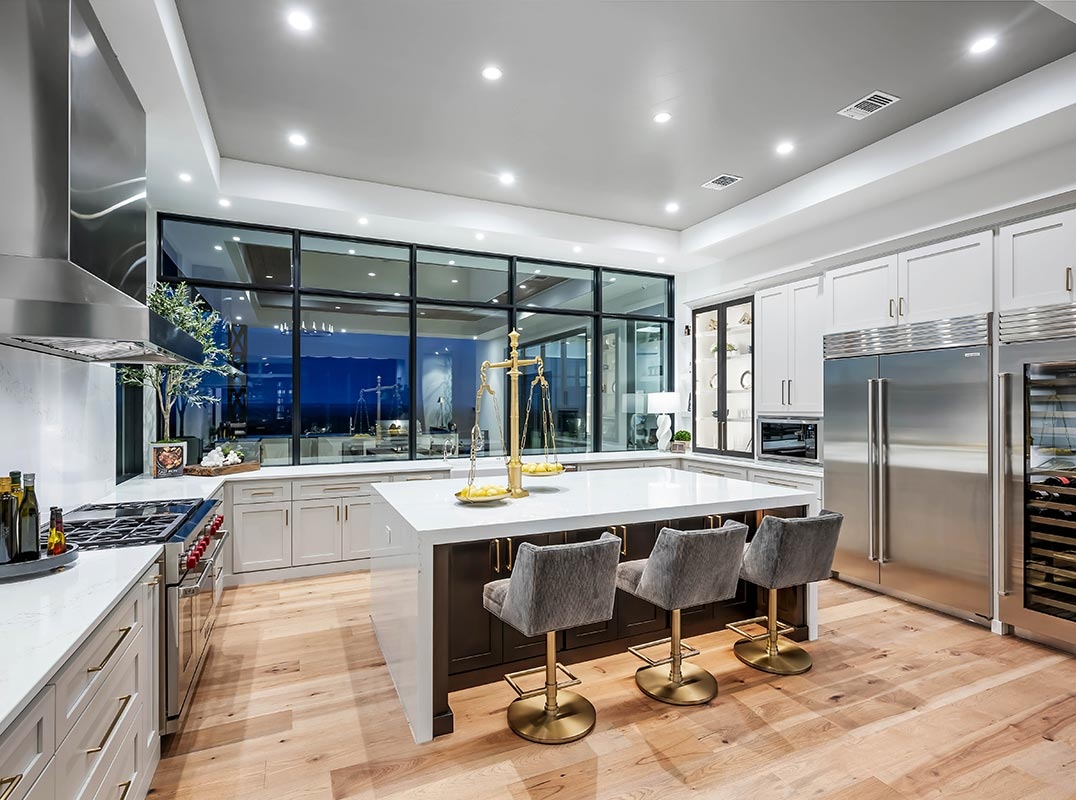 Introducing a modern masterpiece in San Antonio's exclusive Huntington neighborhood! ✨ #ModernLuxury
l8r.it/dE57

LHM San Antonio and The Hill Country
Presented by Paul Allen Custom Homes

#LuxuryLiving #LuxuryHomeMagazine #GreaterSanAntonio