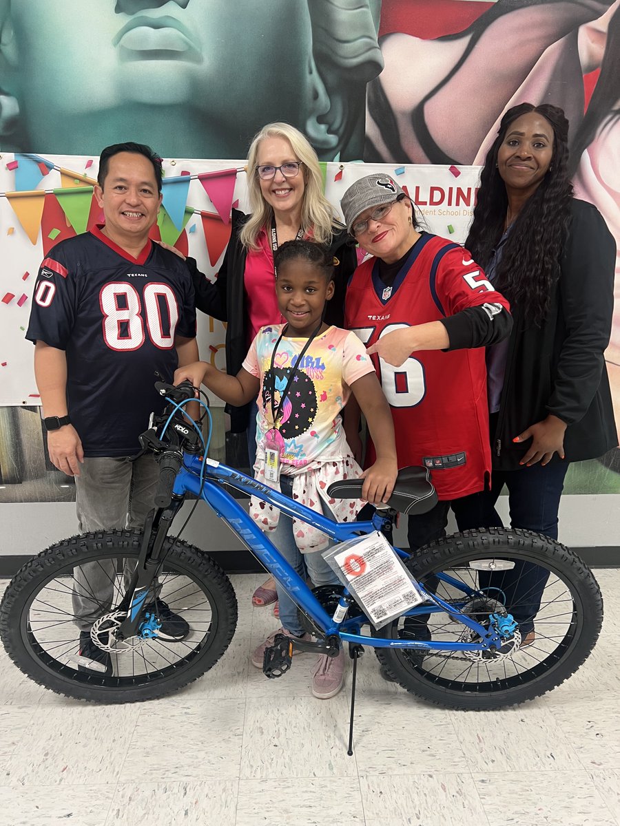 aldinecafe's tweet image. Congratulations @HarrisElem_Aisd @OrangeGroveAISD @Hill_AISD @TigersLMCAldine  ! You all increased your lunch participation the most during National School Lunch Week and students were entered in a random drawing for a new bike giveaway!  
#becausekids #Aldinerising