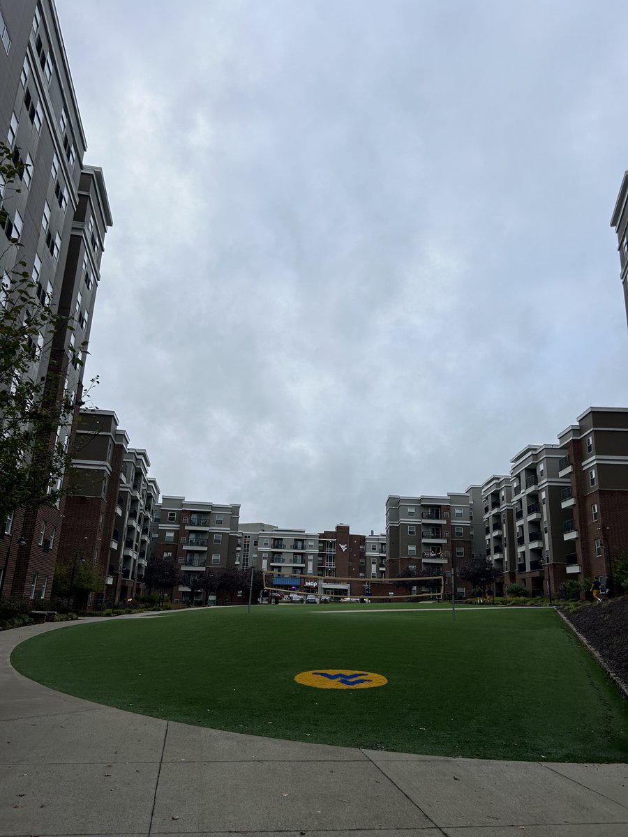 Welcome Oakland Residents past, present, and future👋! We're here to show you all the ins and outs of our favorite residence hall. Drop any questions or features you want to see in the comments below👇 Hope you're having a great semester so far, as always, go Mountaineers!💛💙