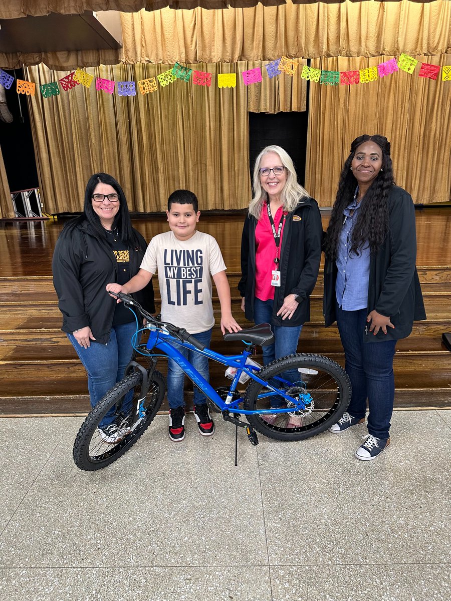aldinecafe's tweet image. Congratulations @HarrisElem_Aisd @OrangeGroveAISD @Hill_AISD @TigersLMCAldine  ! You all increased your lunch participation the most during National School Lunch Week and students were entered in a random drawing for a new bike giveaway!  
#becausekids #Aldinerising