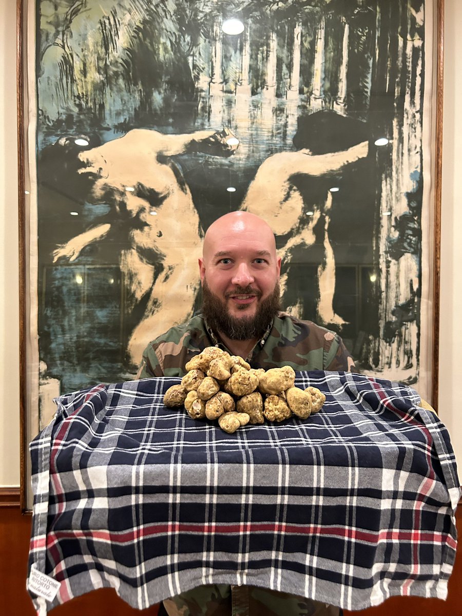 Giacomo #marinellotartufi thank you for your help last night. The truffle king.