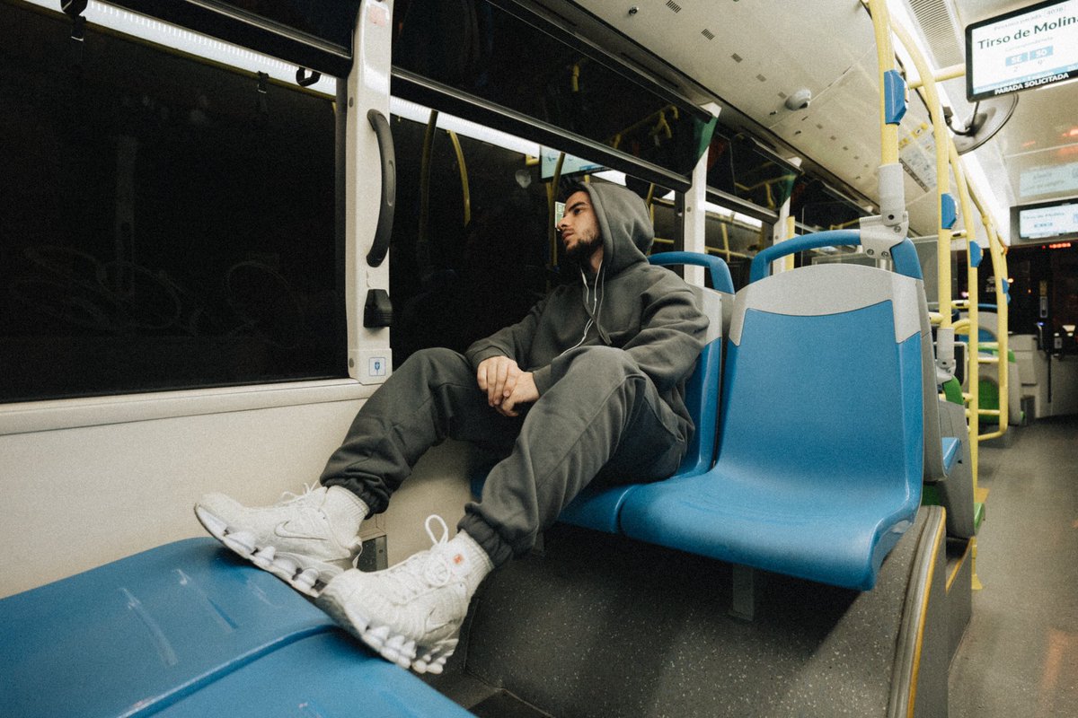 antonyzetta's tweet photo. Cada una de ellas tienen un visual creado conjuntamente @JesusChamo y editado por @jmzzer 

La Gran Ciudad álbum este miércoles 🌆 https://t.co/oA28IjFNGD