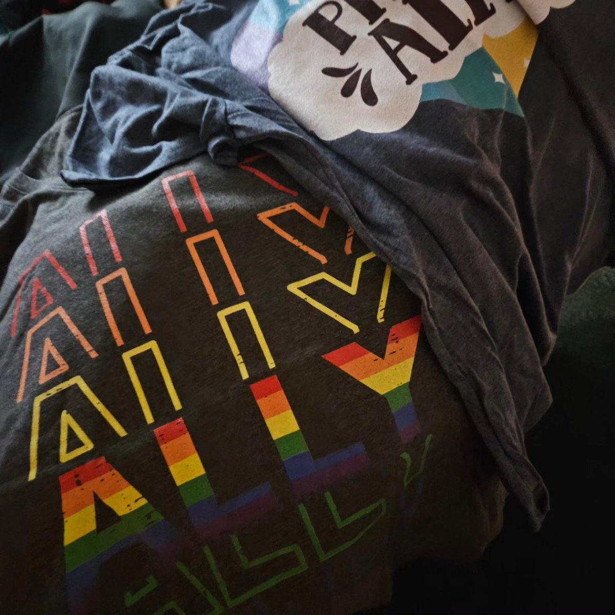 CSSagaClub's tweet image. Solidarity Week is an opportunity to show support for 2SLGBTQI+  SAGA Club needs your help -Take a photo and show how you are an ALLY #SolidarityWeek and tag SAGA club. Friday wear an Ally Shirt, SAGA shirt, sticker, or TIE dye 

Support Stickers for all staff will be in S205