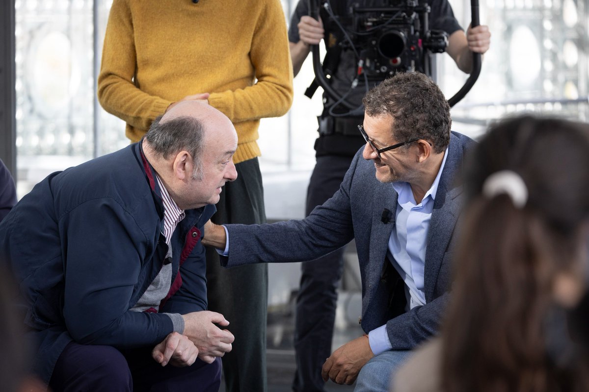 JournalPapotin's tweet photo. Comme pour chaque émission, vous êtes au rendez-vous !
Merci pour vos retours sur notre émission avec des Rencontres du Papotin avec Dany Boon.  
📷 : Elise Llinares 
 #LesRencontresduPapotin #LePapotin https://t.co/GE8NpMAMM3
