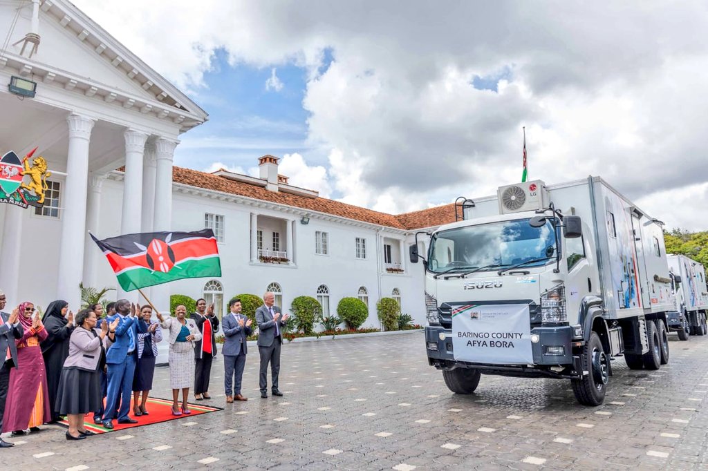 Nakhumicha_S's tweet photo. Earlier today, H.E The First Lady @MamaRachelRuto
flagged off Mobile Clinics, fridges, and medical freezers destined for counties in the Arid and Semi Arid areas.

The Mobile Clinics will serve Kenyans in the counties of Baringo, Samburu, West Pokot, Mandera, Turkana, Marsabit, and Isiolo.

These equipment will enhance access to healthcare services by residents of these vast counties who usually have difficulties accessing health facilities.

The dispatch of these essential commodities is in line with our implementation of the Universal Health Coverage programme and the Bottom Up Economic Transformation Agenda (BETA) as envisaged in the Kenya Kwanza manifesto.
@KenyaGovernors @StateHouseKenya #AfyaNyumbani