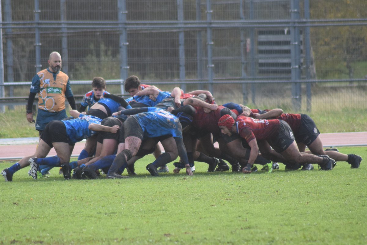CampoCharlie's tweet image. Fin de semana oval (a distancia) desde la banda de 🏟️#AsLagoas #CUVI #vigo
📅5 Noviembre
⏲️12.00   
Partido #LGRM18 #M18 
@VigoRugbyClub 
86🆚12
@ClubRugbyFerrol 
Claro dominio de Vigo ante un Ferrol que no se rindió
#rugbygalego #rugbyespañol #Rugby
