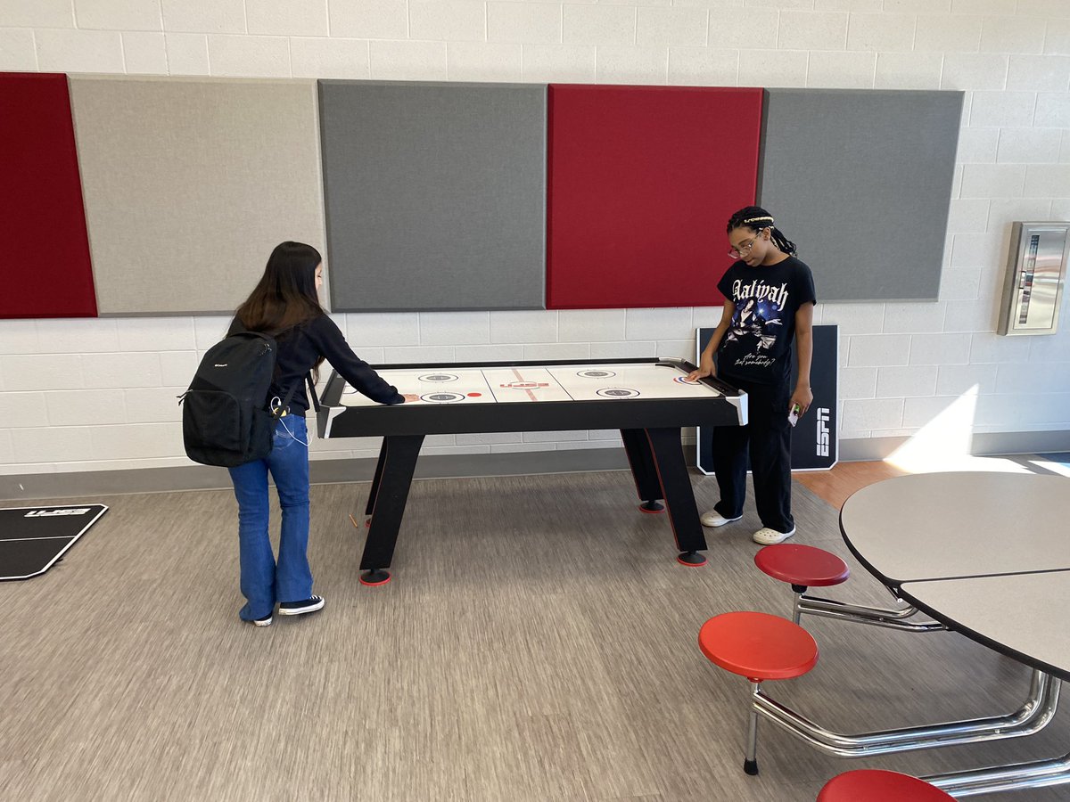 LMS_Hawks's tweet image. It pays to make good grades! #LMSLEVELUP