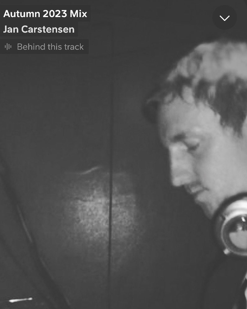 jcarstensen_84's tweet photo. Autumn 2023 mix on https://t.co/aglSTGvM8e featuring tracks by @bryankearney @SteveHelstrip @danstonemusic @AgnelliNelson @7Skies @ActivaMusic plus more…

https://t.co/Ze0rrHU1Ok

#trance #trancefamily #tranceclassics #vocaltrance 

Previous mixes on https://t.co/iTiOS9A3u5 https://t.co/fDPP1r351J