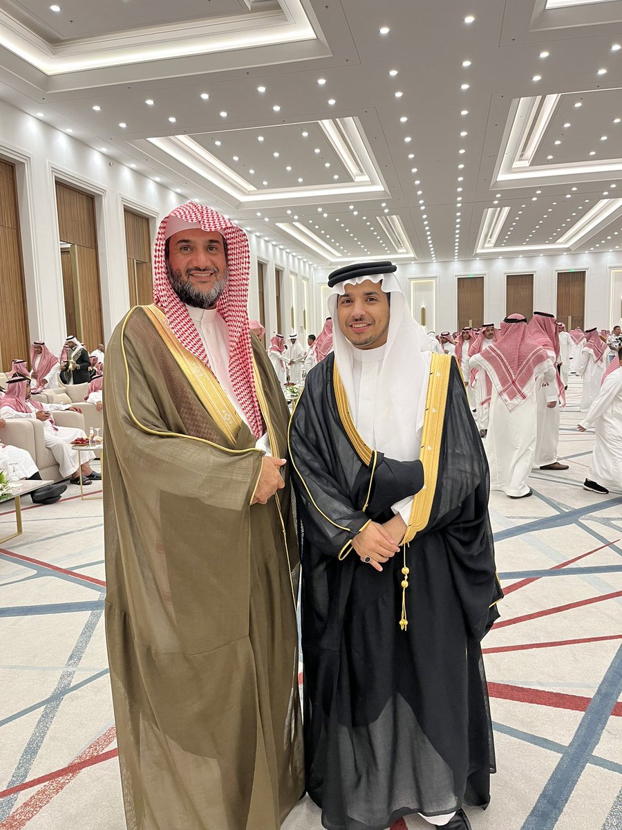 a776333's tweet photo. زواج الصديق : عبدالله سلطان الحسين 

بارك الله لكما وبارك عليكما وجمع بينكم في خير https://t.co/S0IahwIkd1