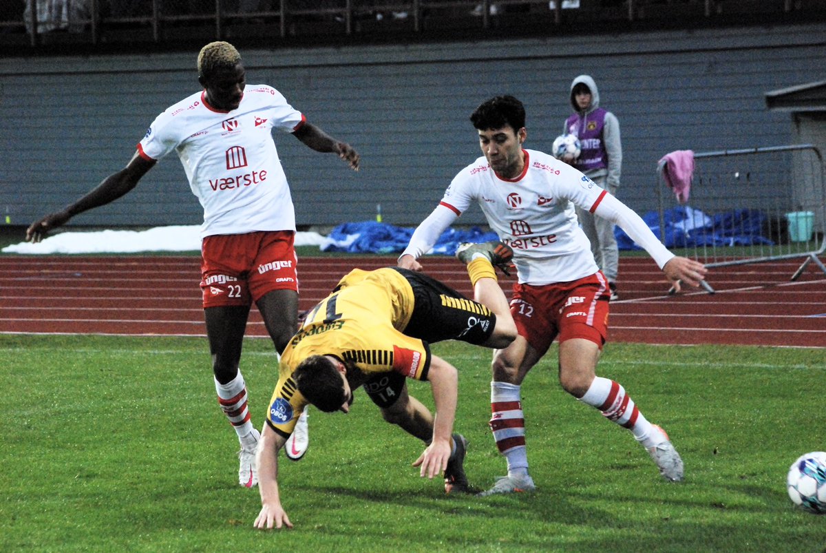 AlvinHolm3's tweet photo. Uavgjort i lokaloppgjøret 👇

Moss FK - Fredrikstad FK 2-2

📸 Holm Photographer 📸 https://t.co/EB3Q0p4G8g