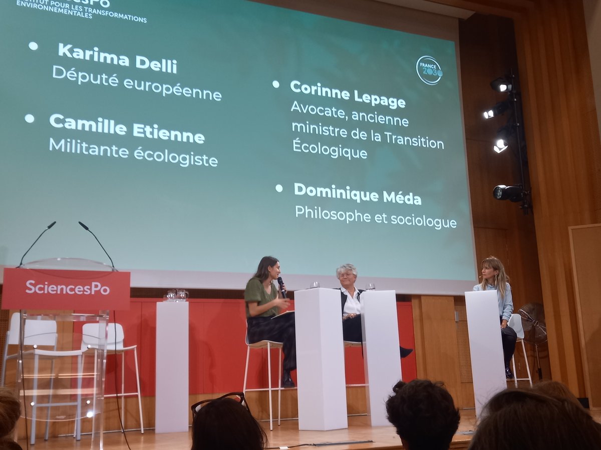 picharbonnier's tweet photo. C'est le grand soir à SciencesPo : notre université se dote d'un institut à la mesure de l'enjeu climatique.

Avec la boss Charlotte Halpern et tous les collègues nous sommes prêts à organiser la recherche et l'enseignement pour renouveler cette institution. https://t.co/3wbfEOuTeQ