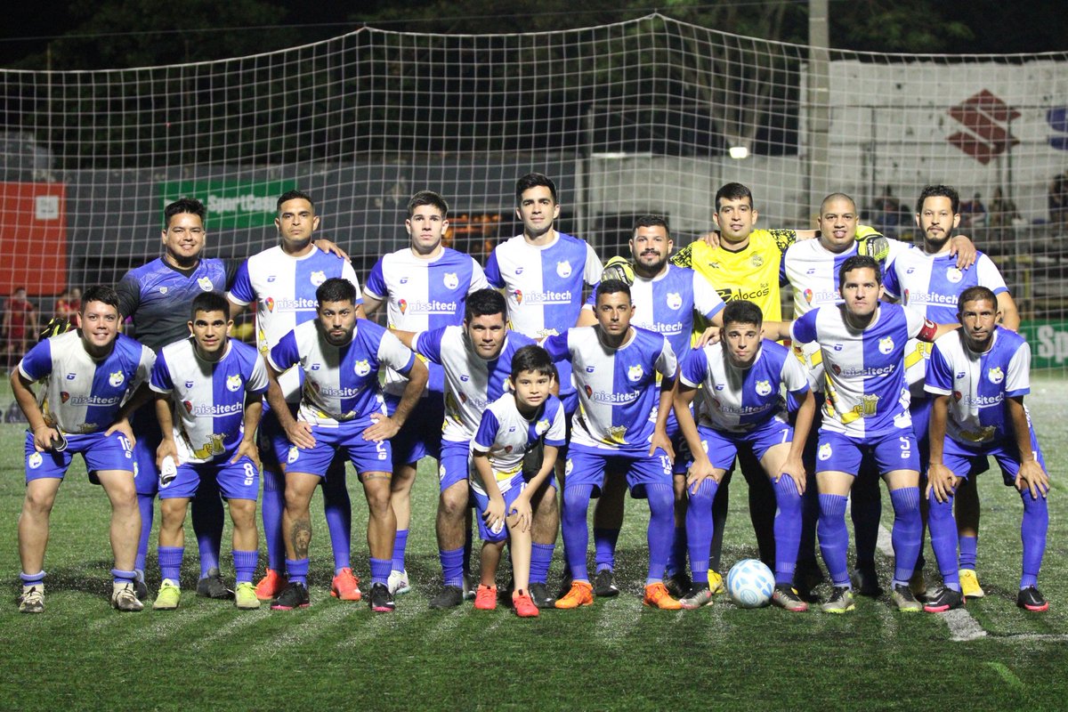 ligadetuiteros_'s tweet photo. 𝙎𝙖𝙗𝙞́𝙖𝙨 𝙦𝙪𝙚 Sport Homero es el equipo con menos goles recibidos en esta edición de La Liga teniendo en cuenta todas las categorías 🤯

Apenas 5 goles recibidos en 11 partidos jugados, un promedio que evidencia lo poco que sufre en defensa.

¡QUÉ EQUIPO!
#UnaLigaMásGrande https://t.co/zDmC23vbR0