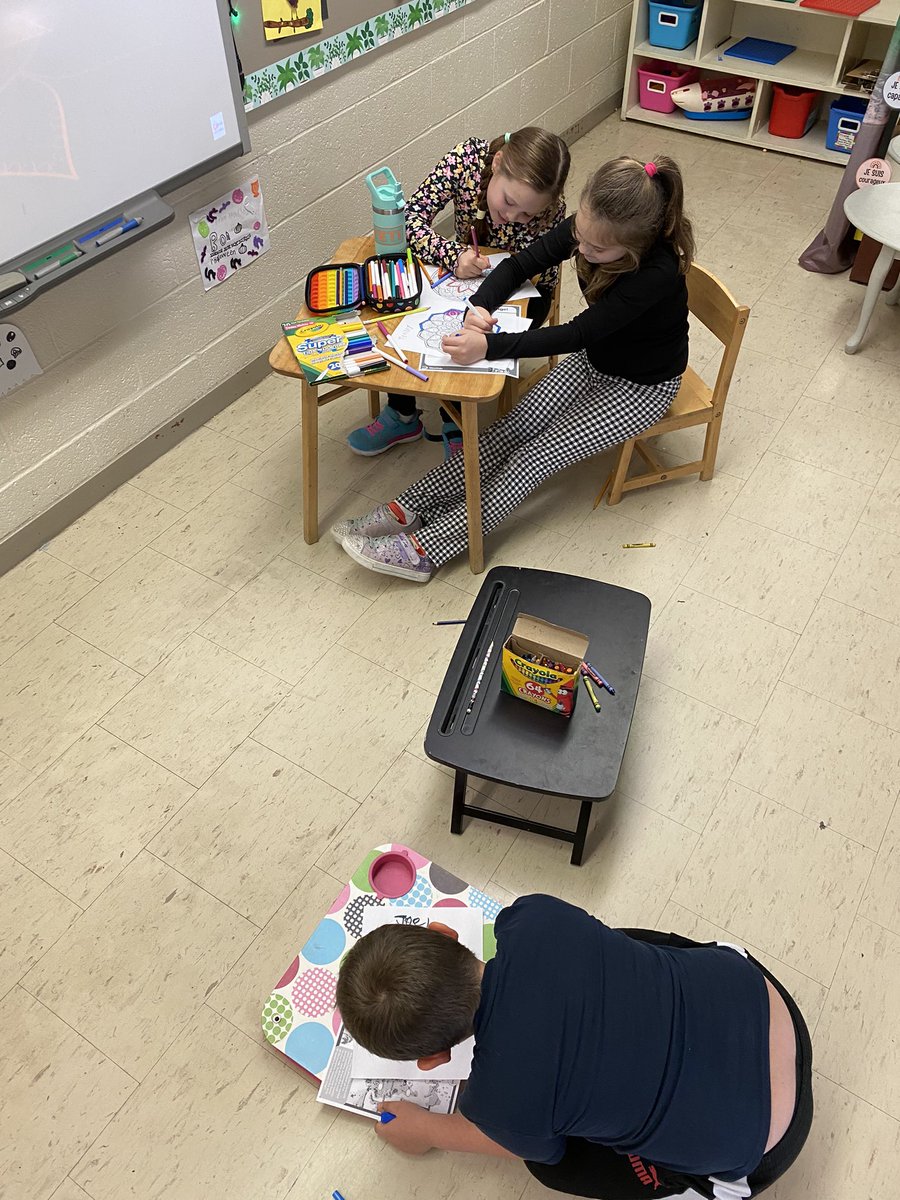 MmeCyyt's tweet photo. Learning about Diwali today ! https://t.co/M1bgUznNZE