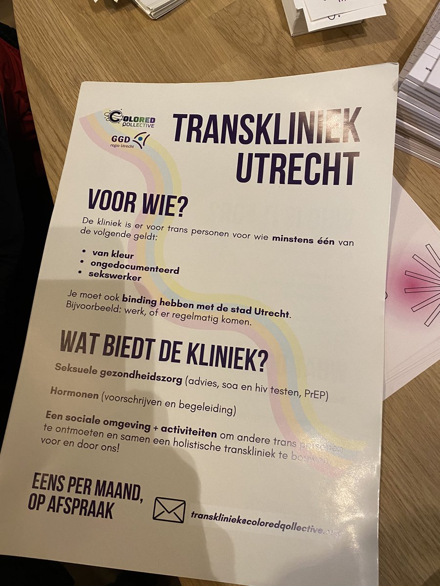 Maandag de Utrechtse Transkliniek geopend: een plek voor ongedocumenteerden, mensen van kleur en sekswerkers uit de transcommunity. Een mooi en belangrijk initiatief met medische begeleiding, een veilige plek om elkaar te ontmoeten mét veel mensen uit de gemeenschap zelf.👏
