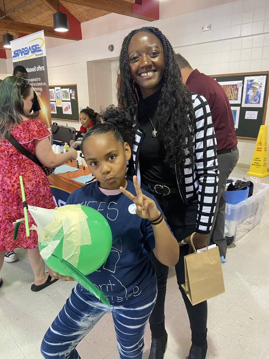 HGESchool's tweet photo. We were excited to see some of our scholars join Ms. Siaway, our art teacher, at STEAMFest at Montgomery Academy.
#TheresMoreWithMPS
#TeamingUpForExcellence
#Operation73
@QuantinaSides @MPSAL @SuptMJBrown https://t.co/hdsoXCoNio