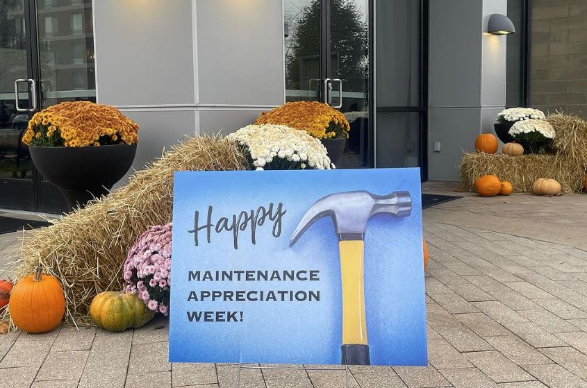 EdwardRose's tweet photo. Happy Maintenance Appreciation Week! This week we are taking a moment to show our gratitude to the dedicated individuals who keep our properties running smoothly and in top condition. Let’s take this week to celebrate them as their hard work does not go unnoticed! https://t.co/HURYHYGcJZ