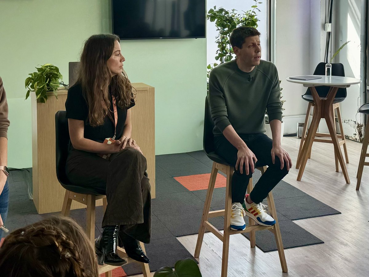 Emily Chang tweet media