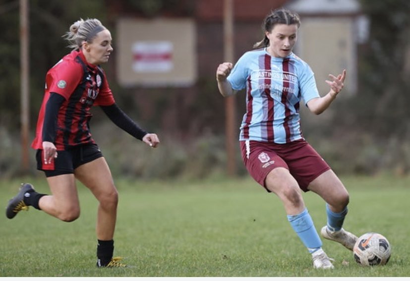 MA_PEDEPT's tweet photo. U19 Football Academy 📚⚽️

📸 Our #scholars Emily &amp; Nicole in action for @HastingsUFCW v @SaltdeanWomenFC on Sunday! 

@skilteksport @macronhastings 

#Pathways 
#WinnersDoMore 

⚽️🔥🔥 https://t.co/SngYTKGemP