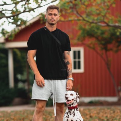 flosstray's tweet photo. #NewProfilePic https://t.co/rC4FHEpNKT