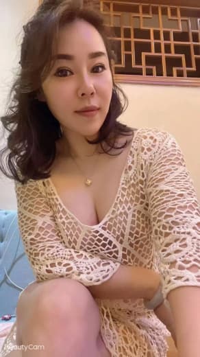 RonBen30859964's tweet photo. 23号妹妹：日照东港区北京路与黄海二路附近
车票：5张/次，7张/两次,14张/夜，雨露，先帮我ab面舔一遍，含着果冻帮我口，是真的爽，口完后就进入主题，各种姿势，最后她叫我在镜子前解决战斗 
妹妹联系方式看置顶推文 #日照约炮 #日照兼职 #日照上门 #日照资源 #日照线下 https://t.co/ecmZKrVWsg