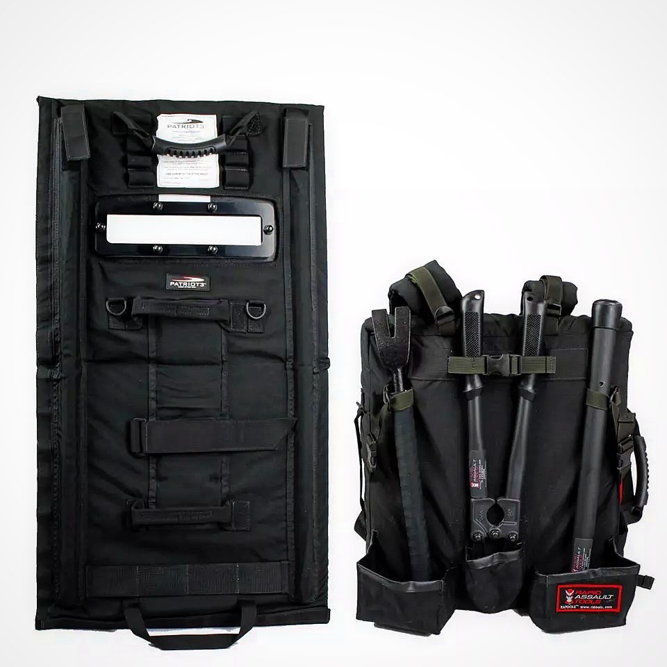 Patriot3Inc's tweet photo. The industry’s first combo #ActiveShooter Entry Kit, containing entry tools and ballistic shield!
The Kit includes (3) 20” @Ratools247 entry tools-RatBar, RatSledge, RatCutter-and MINUTEMAN 2 Folding #BallisticShield.
USA made and ergonomically designed for rapid deployment. https://t.co/O9qSfR9qFL
