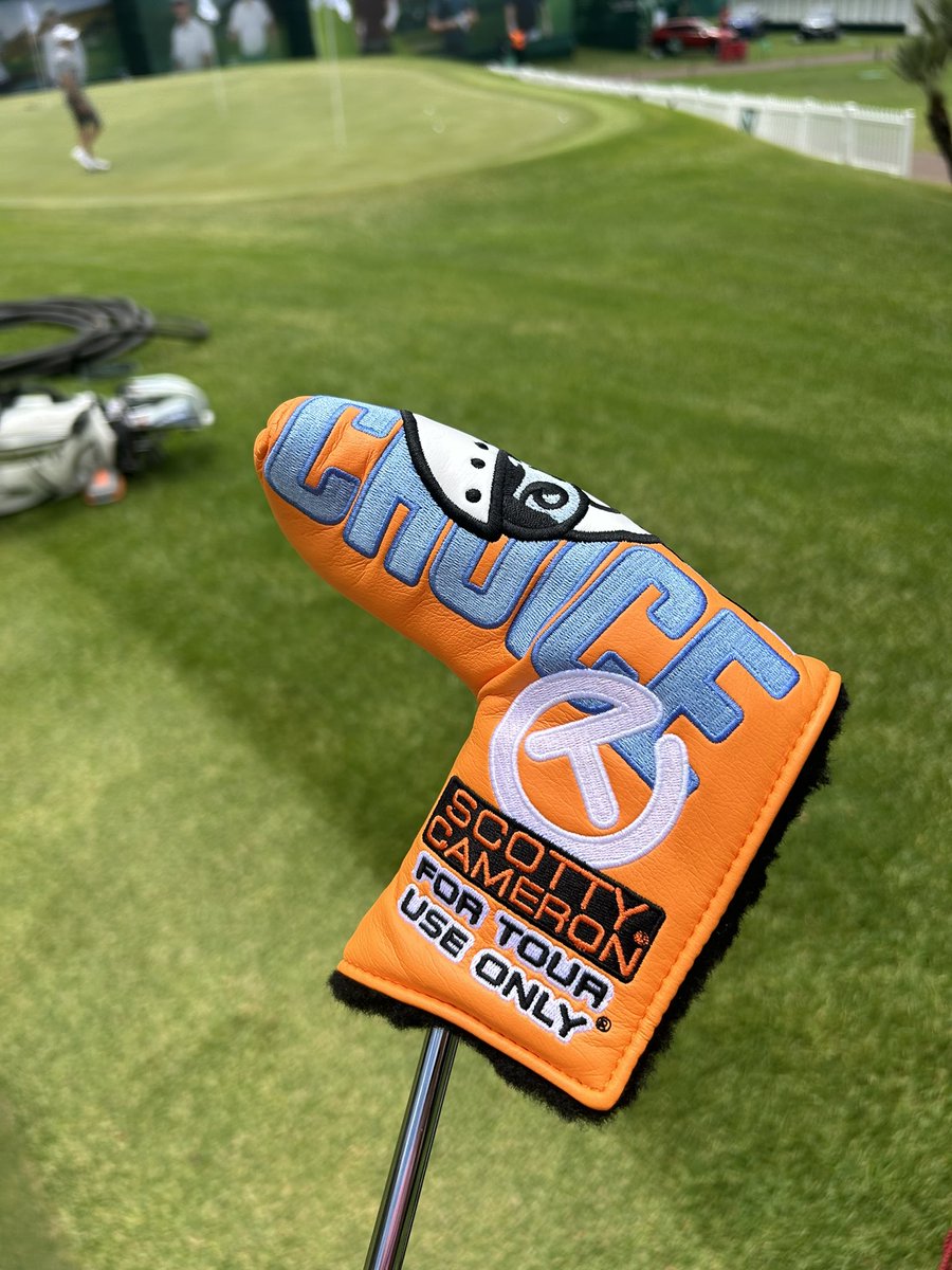 NathanKimsey's tweet photo. Scotty ✘ Kimbo
.
.
.
Grateful to the guys at @ScottyCameron & @TitleistEurope for sending me this beaut.
It won’t be in the bag right away, but will start testing this week on the lead-up to @AfricasMajor 💯
.
.
.
#scottycameron #champschoice #newtool #newputter #golf https://t.co/AWaCVxvrwk
