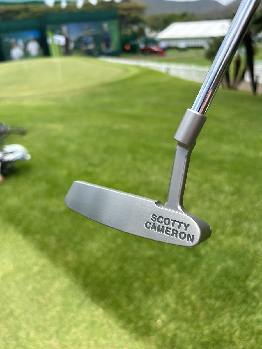 NathanKimsey's tweet photo. Scotty ✘ Kimbo
.
.
.
Grateful to the guys at @ScottyCameron & @TitleistEurope for sending me this beaut.
It won’t be in the bag right away, but will start testing this week on the lead-up to @AfricasMajor 💯
.
.
.
#scottycameron #champschoice #newtool #newputter #golf https://t.co/AWaCVxvrwk