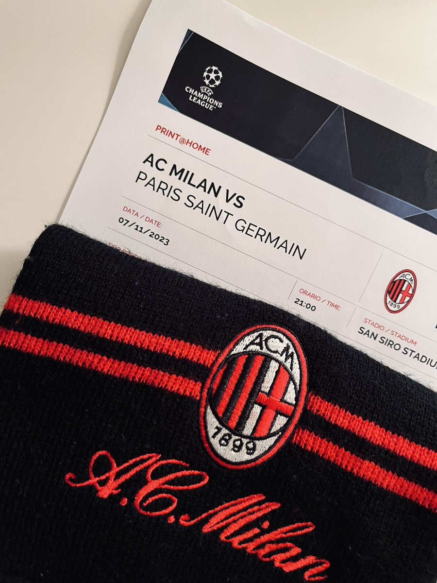 GinRR's tweet photo. Istruzioni per farsi molto male: tornare a San Siro proprio domani sera. ✔️  #ForzaMilan https://t.co/9K5j2GR0u0