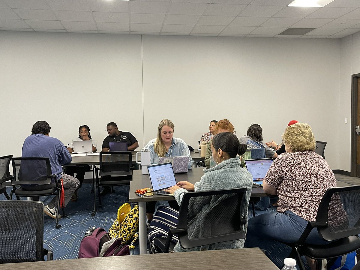 CMurfe's tweet photo. Learning some great information on how and why incorporating Zearn into our math blocks will improve student learning!! 
@WidenerRebecca
@CarolanKnight
#RISDBelieves
#RISDLeadandInt ✨✨
#RISDWeAREOne
#RISDMath 
#BLCINT https://t.co/yVFogAxS5W