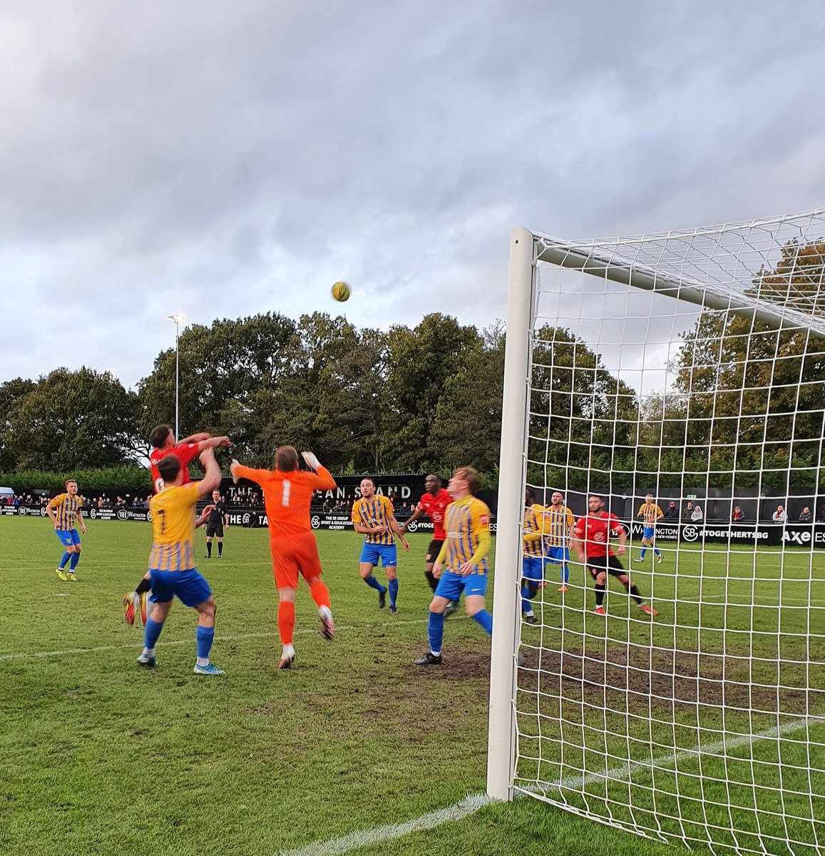 TicketSeason's tweet photo. Two years ago today. Bracknell Town 2️⃣ 🆚️1️⃣ Basingstoke Town at BM #COYR https://t.co/iGQtwz9NCE