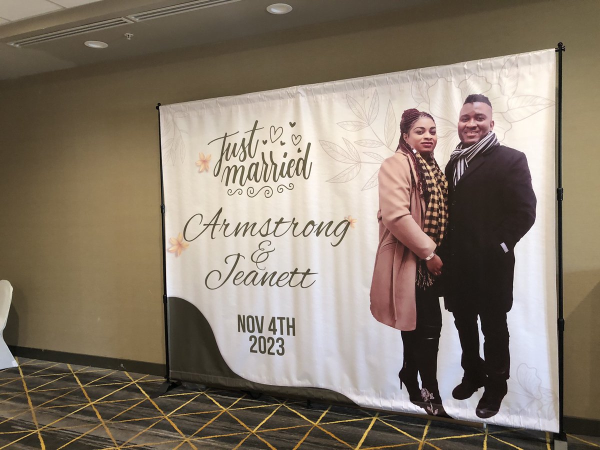 maram_bula's tweet photo. Armstrong and Jeannett called 📱 us to bring our #creativity to their #wedding
💒 with #customized #flowers 💐 #centerpieces #names on #dance #floor #throne #chairs #LOVE #table at #Holidayinn #Ontario #nextdoor #ocmoms #marambucreativity @marambula.com https://t.co/Lnst6WwFou