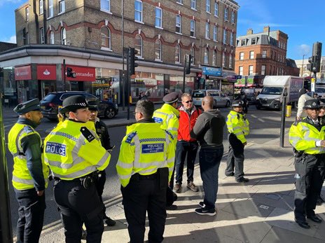 MPSKilburnCam's tweet photo. Historic moment today, for  Camden &amp; Brent Neighbourhood Officers, joined by Brent Council, setting out this morning on joint patrols of the High Road &amp; local hot spots. We also stopped off to say hello to @KilburnMind just setting up in the Grange Project hut, in the park. https://t.co/CJTPsaUD0i