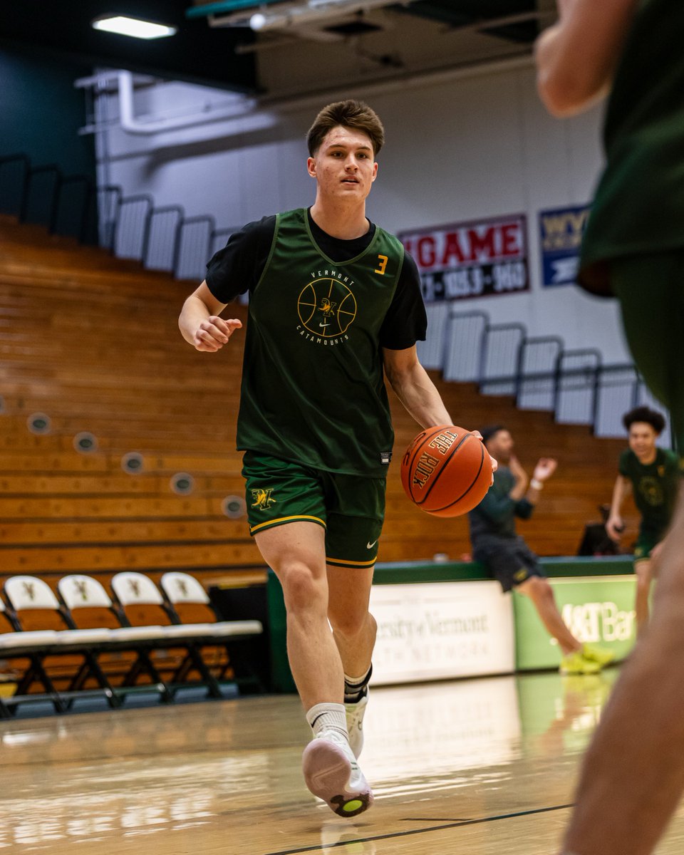 UVMmbb's tweet photo. Gameday ready 😺 https://t.co/7599WF6xnc