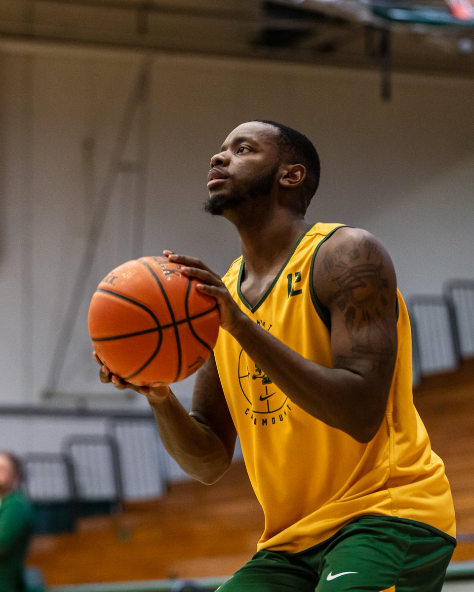 UVMmbb's tweet photo. Gameday ready 😺 https://t.co/7599WF6xnc
