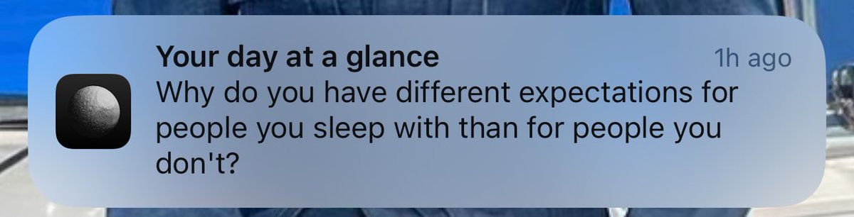 _ramonchavez_'s tweet photo. Why would co-star drag me like this in a Monday?! https://t.co/ytASkJp8Dp